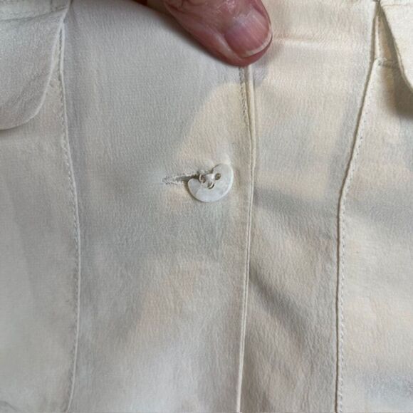 Equipment Silk Button Front Shirt Chest and Side Pockets Cream Color Oversized S - Picture 6 of 14